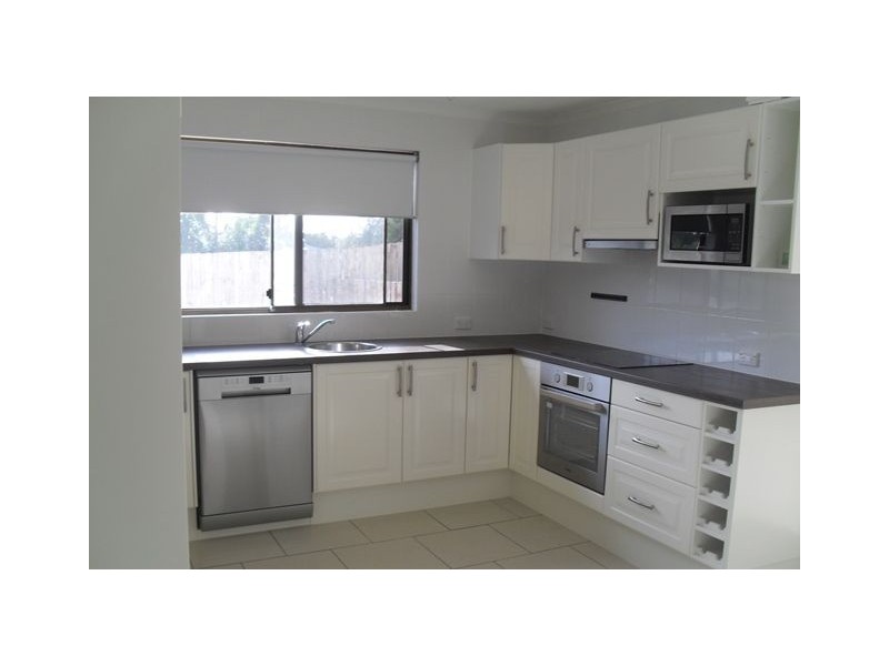 28 Rogers Avenue, Beenleigh QLD 4207