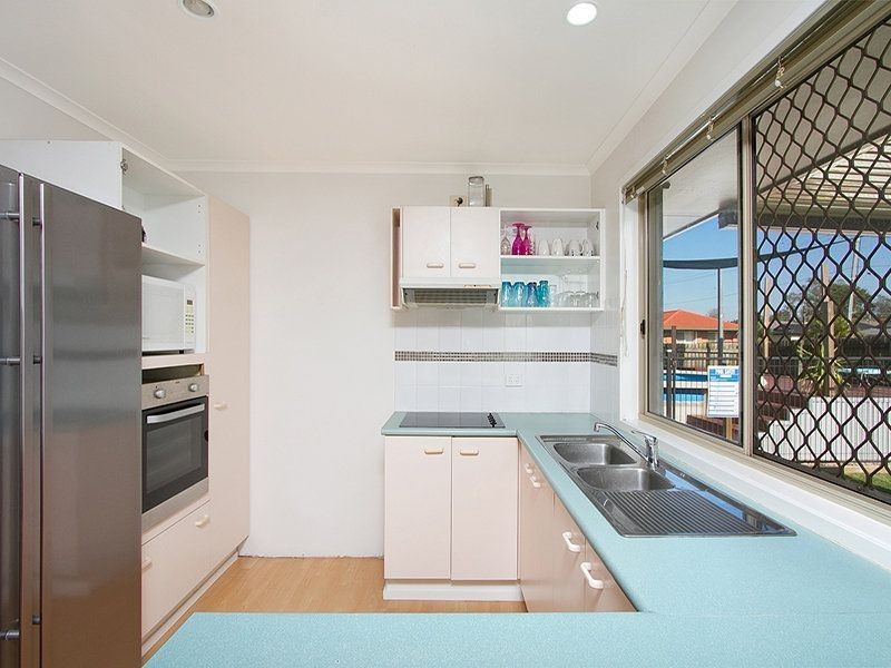 2 Packett Crescent, Loganlea QLD 4131