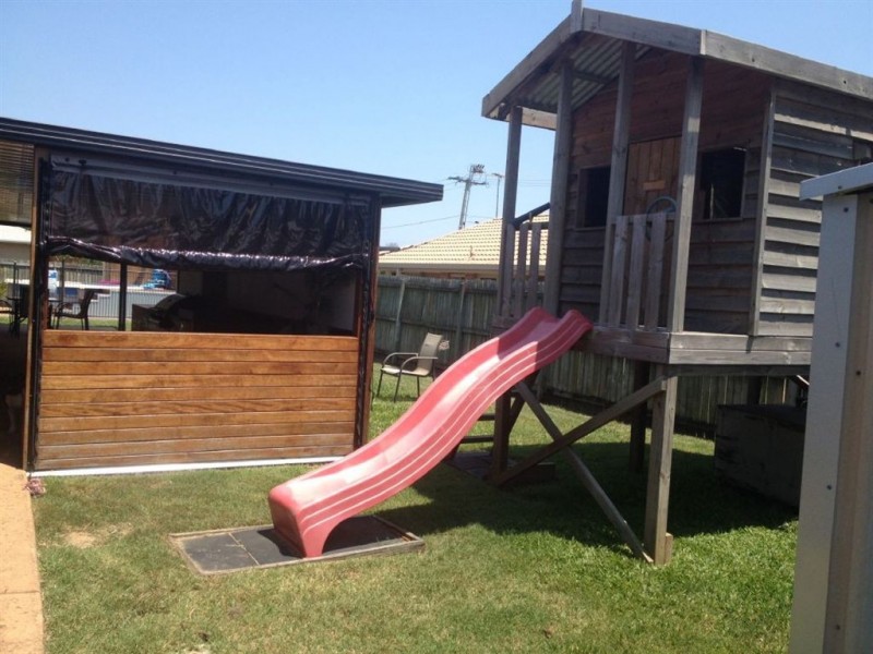 2 Packett Cres, Loganlea QLD 4131