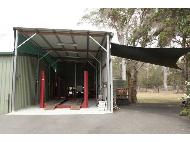 37 Maloo Ct, Logan Village QLD 4207