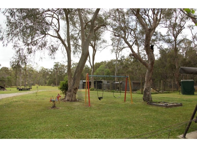 37 Maloo Ct, Logan Village QLD 4207