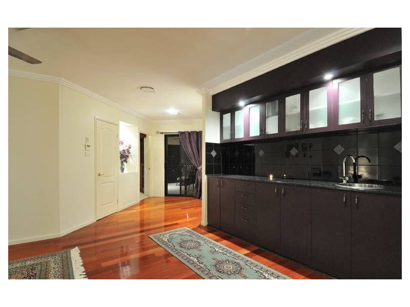 31 The Avenue, Windaroo QLD 4207