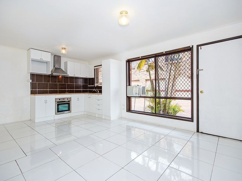 3/24 Cotswold, Mount Warren Park QLD 4207