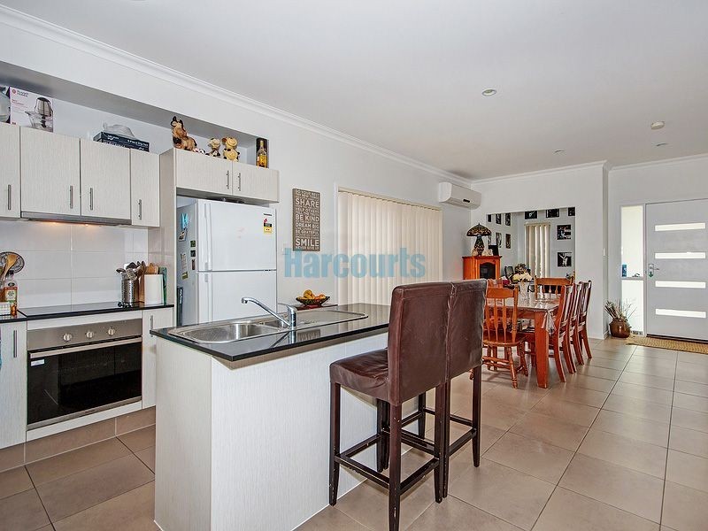 17 Kilkivan Pde, Waterford QLD 4133