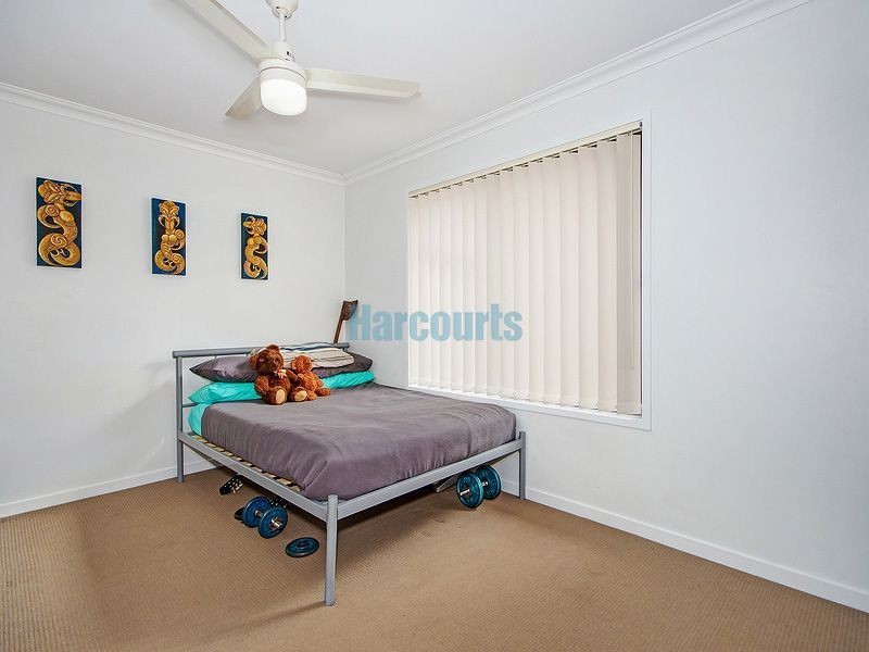 17 Kilkivan Pde, Waterford QLD 4133