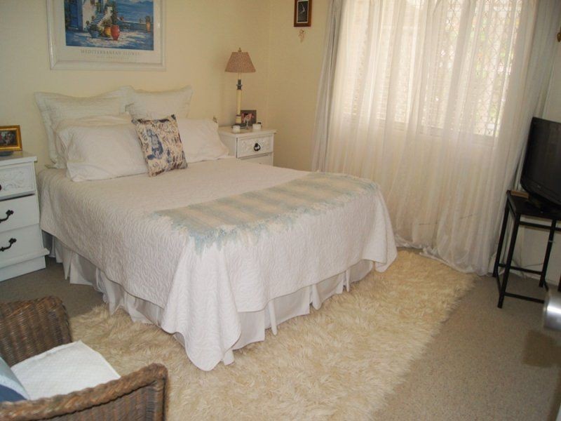 2 Ainslee Ct, Mount Warren Park QLD 4207
