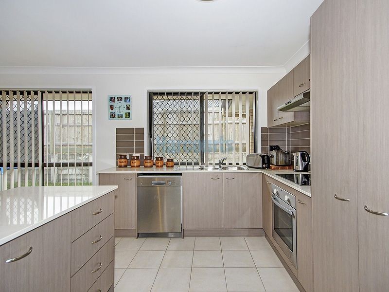 5 Flagstone Way, Berrinba QLD 4117