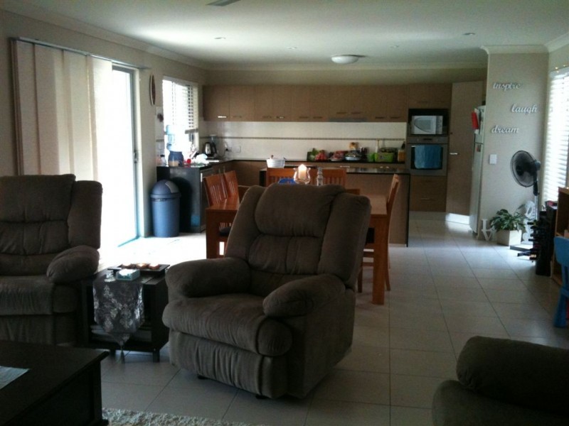 49 Charlton Crescent, Ormeau QLD 4208