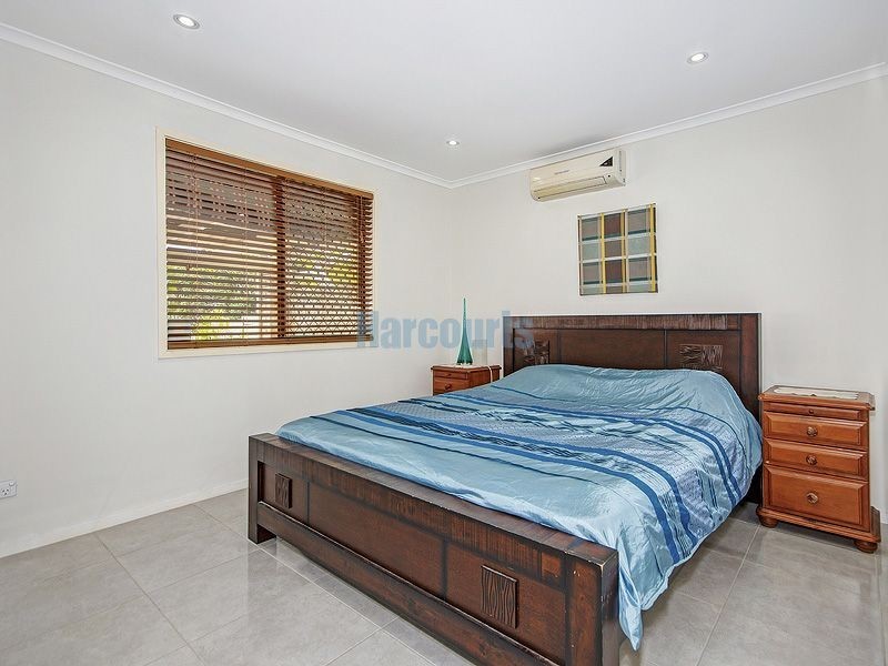 44 Montrose Ave, Bethania QLD 4205