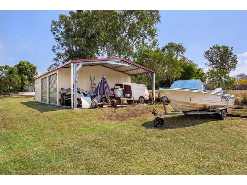 26 River Road, Alberton QLD 4207