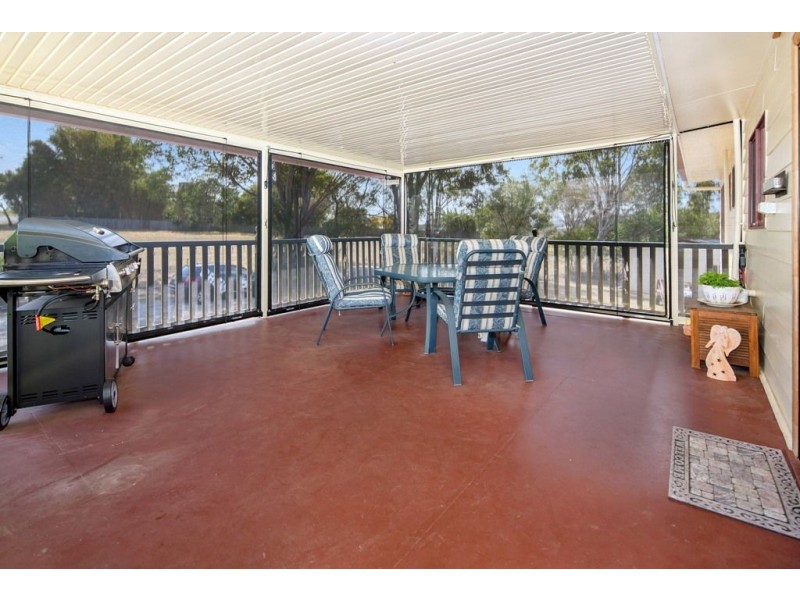 26 River Road, Alberton QLD 4207