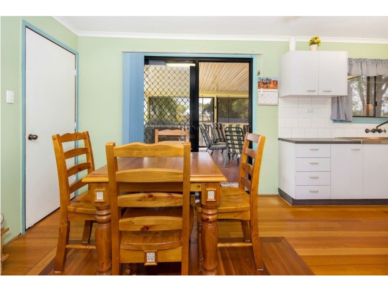 26 River Road, Alberton QLD 4207