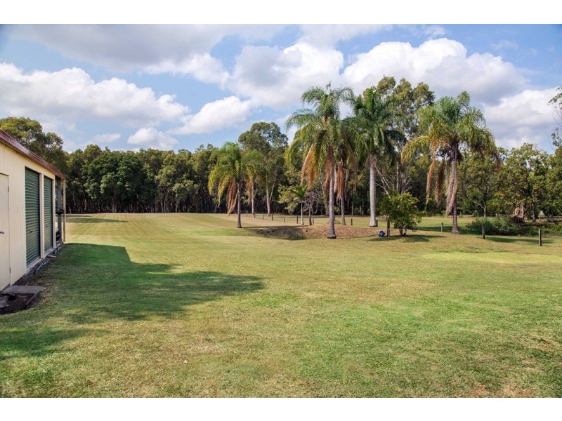 26 River Road, Alberton QLD 4207