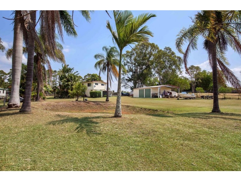 26 River Road, Alberton QLD 4207