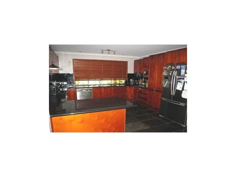 4 Kefferan Place, Ormeau QLD 4208
