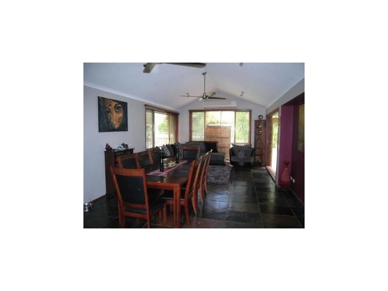 4 Kefferan Place, Ormeau QLD 4208