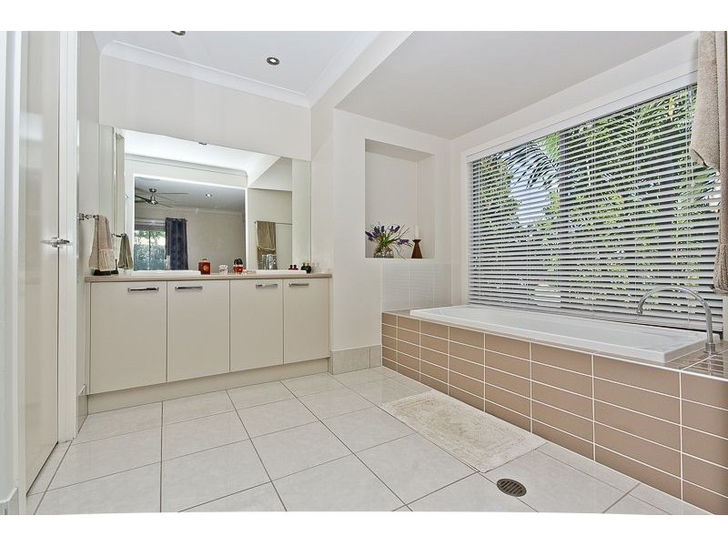 37 Summerlea Crescent, Ormeau QLD 4208