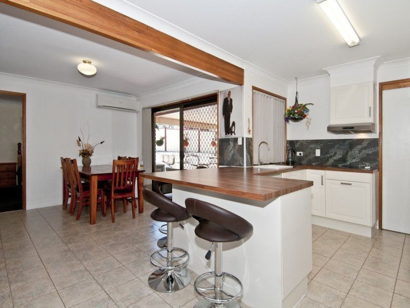 11 Honeyman Street, Mount Warren Park QLD 4207