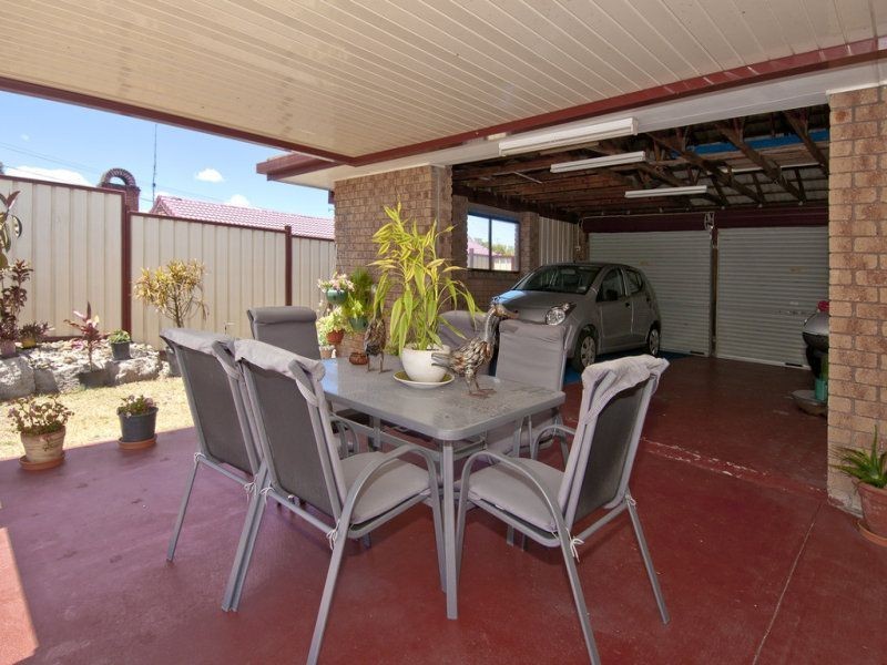 11 Honeyman Street, Mount Warren Park QLD 4207