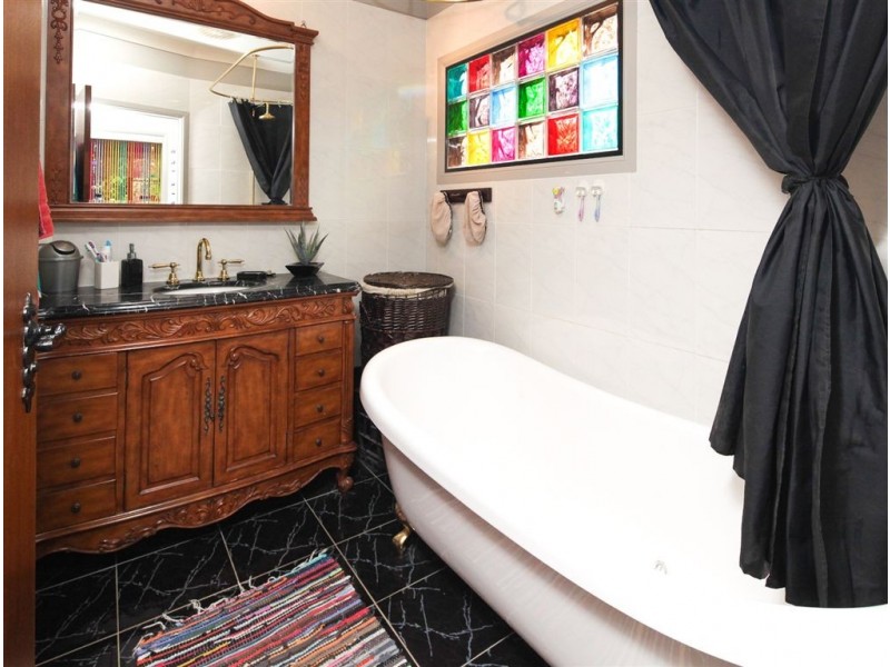 196 Pioneer Drive, Logan Village QLD 4207