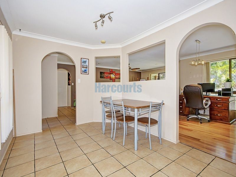 53 Avonmore St, Edens Landing QLD 4207