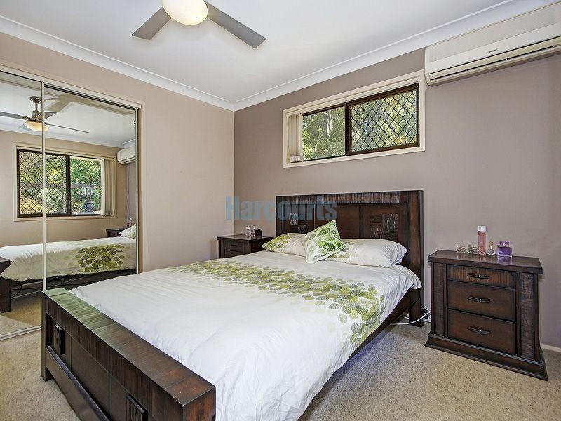 53 Avonmore St, Edens Landing QLD 4207