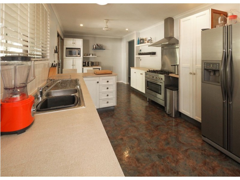 174 Buccan Road, Buccan QLD 4207