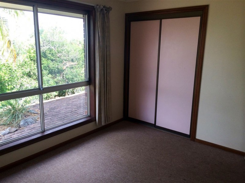 32 Harding Boulevard, Mount Warren Park QLD 4207