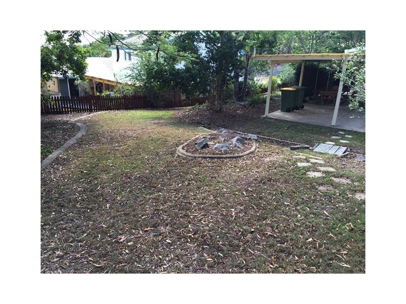 61 Rogers Avenue, Beenleigh QLD 4207