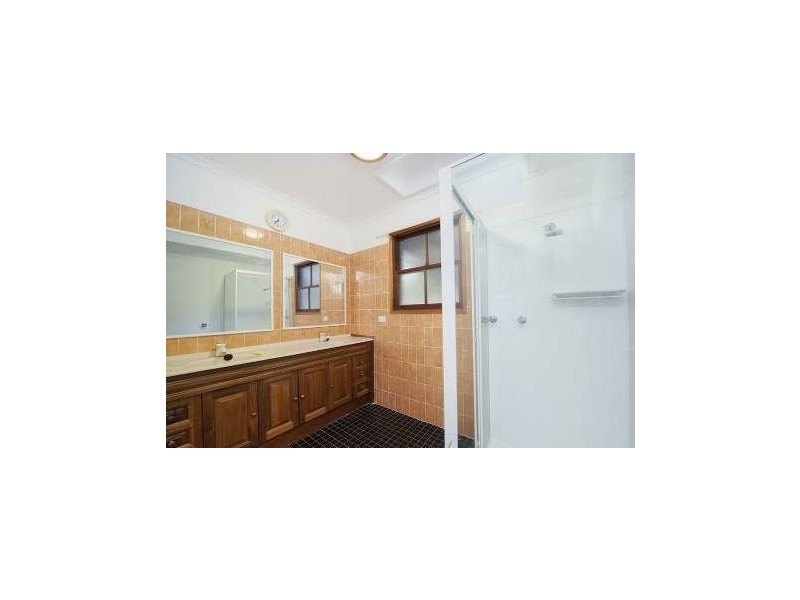 4 Benjul Dr, Beenleigh QLD 4207