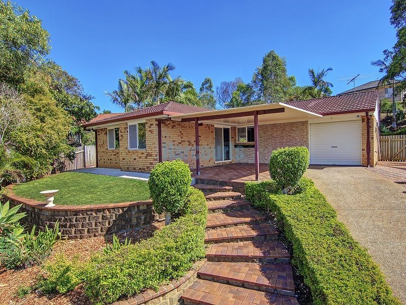 58 Avonmore Street, Edens Landing QLD 4207