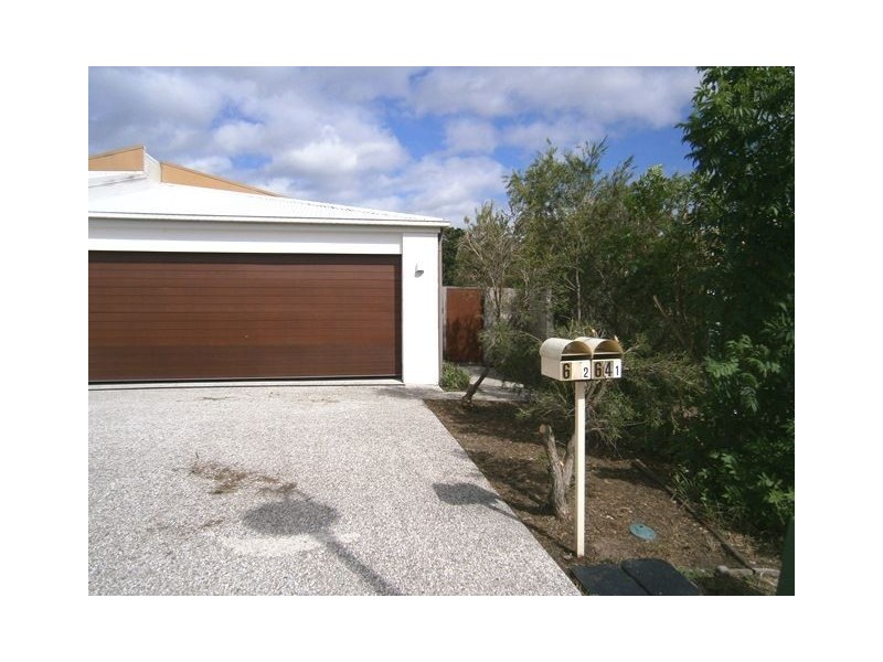 1/64 Castile Cres, Edens Landing QLD 4207