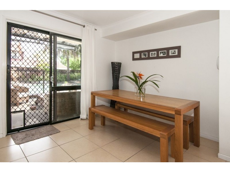 8 Eastwell Court, Mount Warren Park QLD 4207