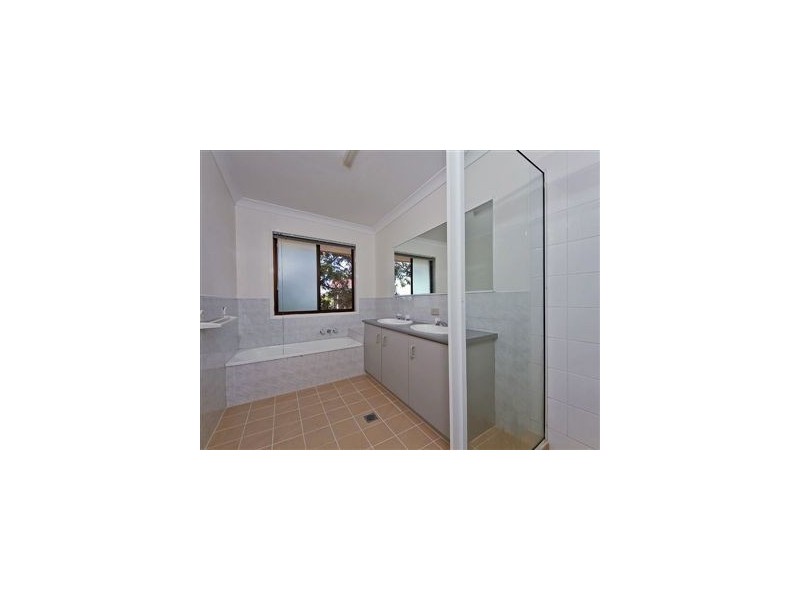 13/15 Lane Court, Mount Warren Park QLD 4207