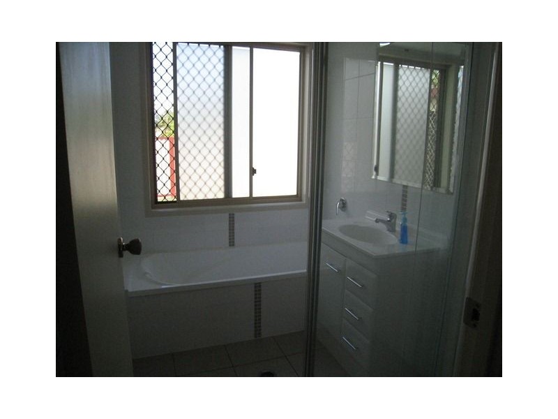 32 Packett Court, Loganlea QLD 4131