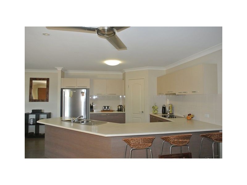 12 Emmaville Crescent, Ormeau QLD 4208