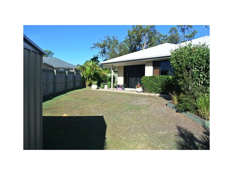 12 Emmaville Crescent, Ormeau QLD 4208