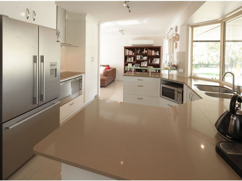 127 Garden Road, Cedar Creek QLD 4207