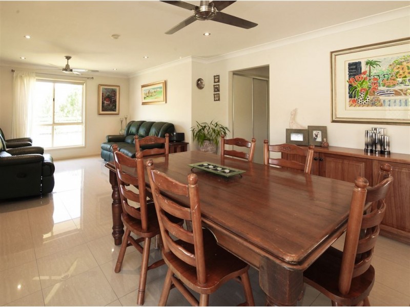 127 Garden Road, Cedar Creek QLD 4207