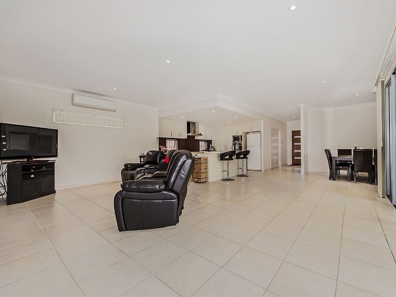 19 Garawarra Crescent, Upper Coomera QLD 4209