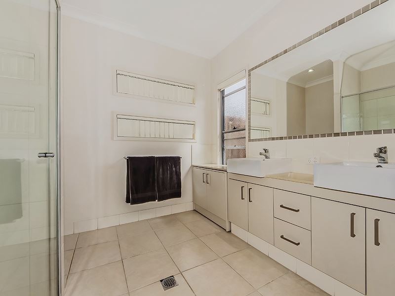 19 Garawarra Crescent, Upper Coomera QLD 4209