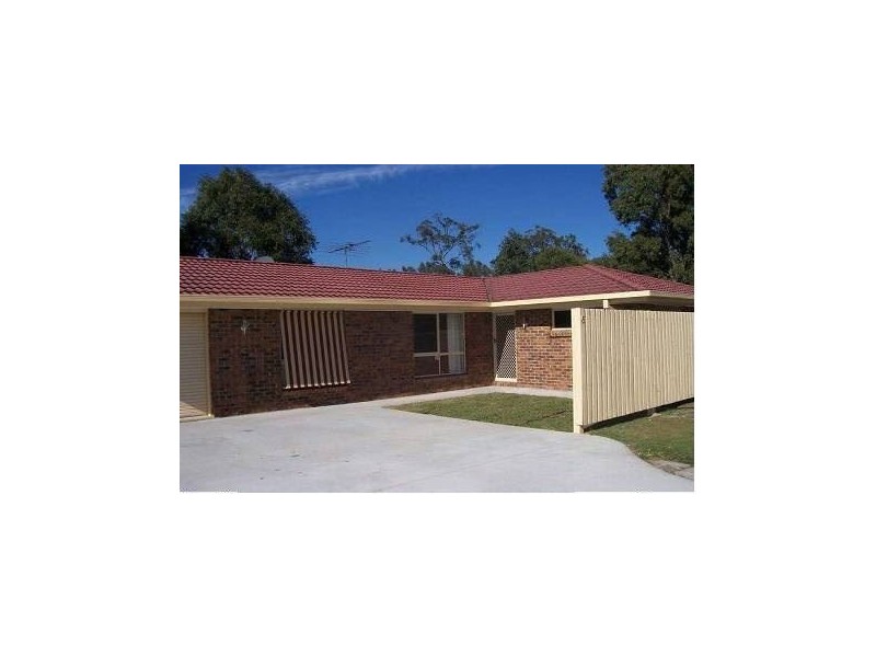 5 Maggie Court, Edens Landing QLD 4207