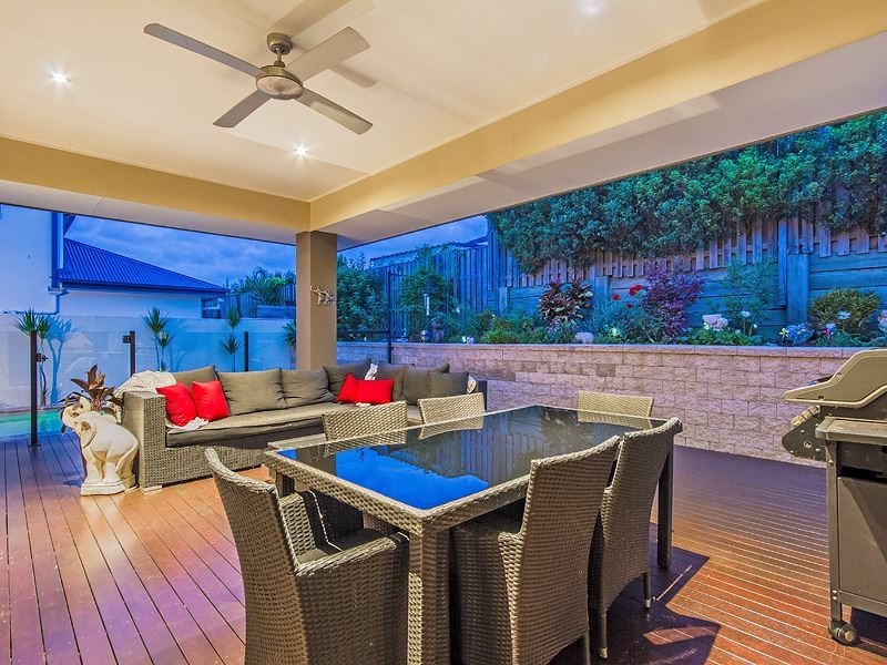 6 Abercrombie Cresent, Upper Coomera QLD 4209