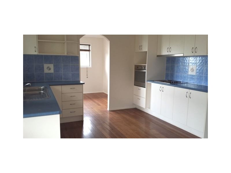 31 Abang Ave, Tanah Merah QLD 4128