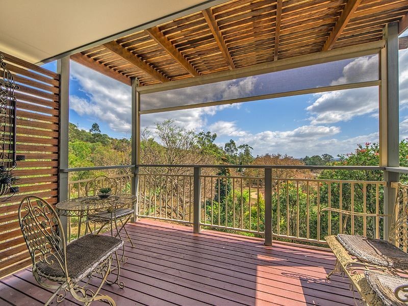 Edens Landing QLD 4207