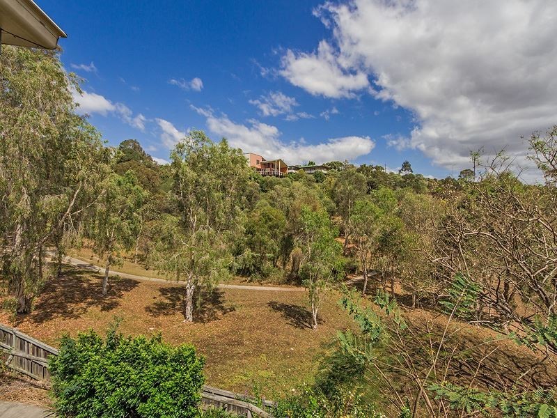 Edens Landing QLD 4207