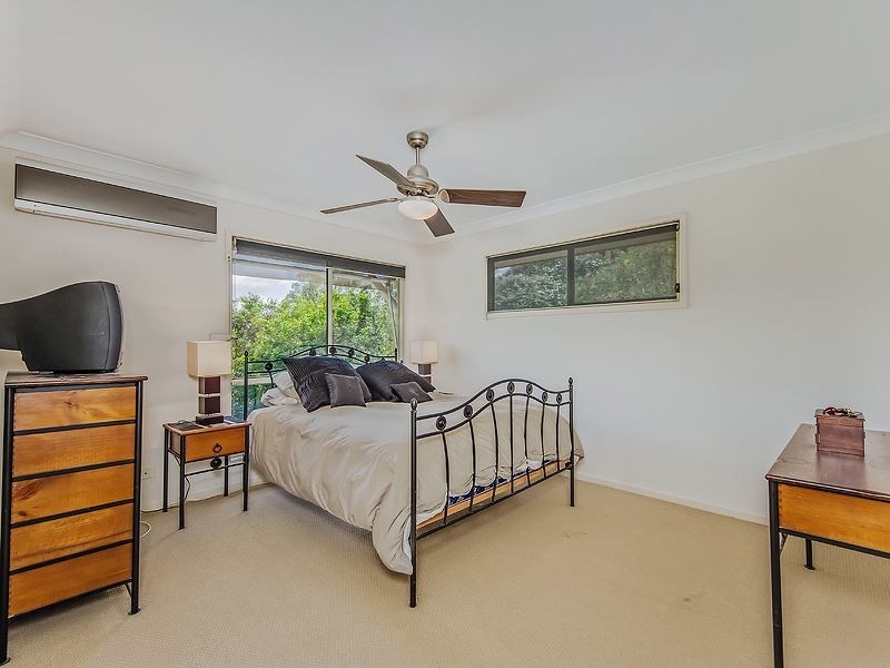 Edens Landing QLD 4207