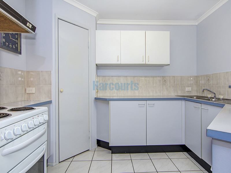 2/1 Delanty Crt, Edens Landing QLD 4207