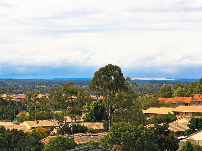 5 Richardson Court, Edens Landing QLD 4207