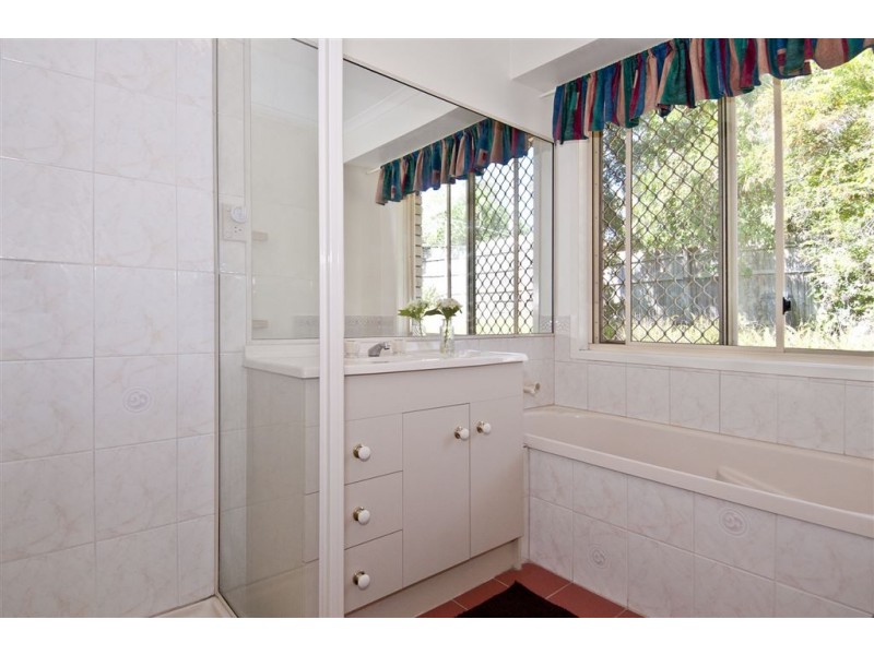 10 Viscosa Ct, Cornubia QLD 4130